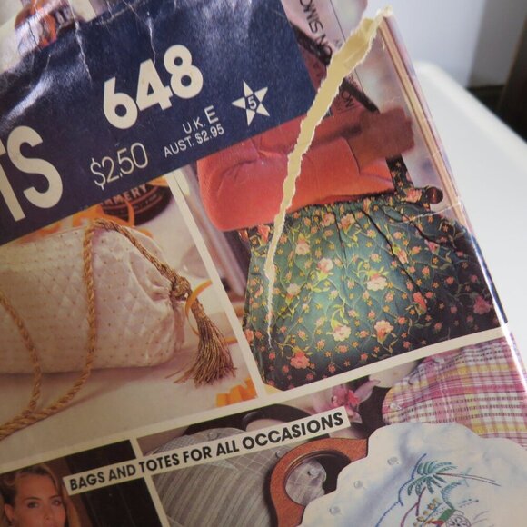 McCalls 7517 (also 648) Sewing Pattern : Purses - Picture 6 of 7